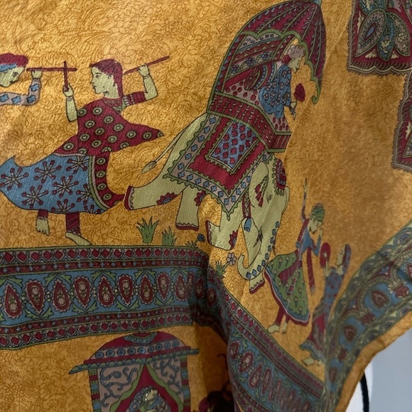 Vintage, colourful silk  scarf, elephants, horses East Indian pattern gold - Picture 2 of 5